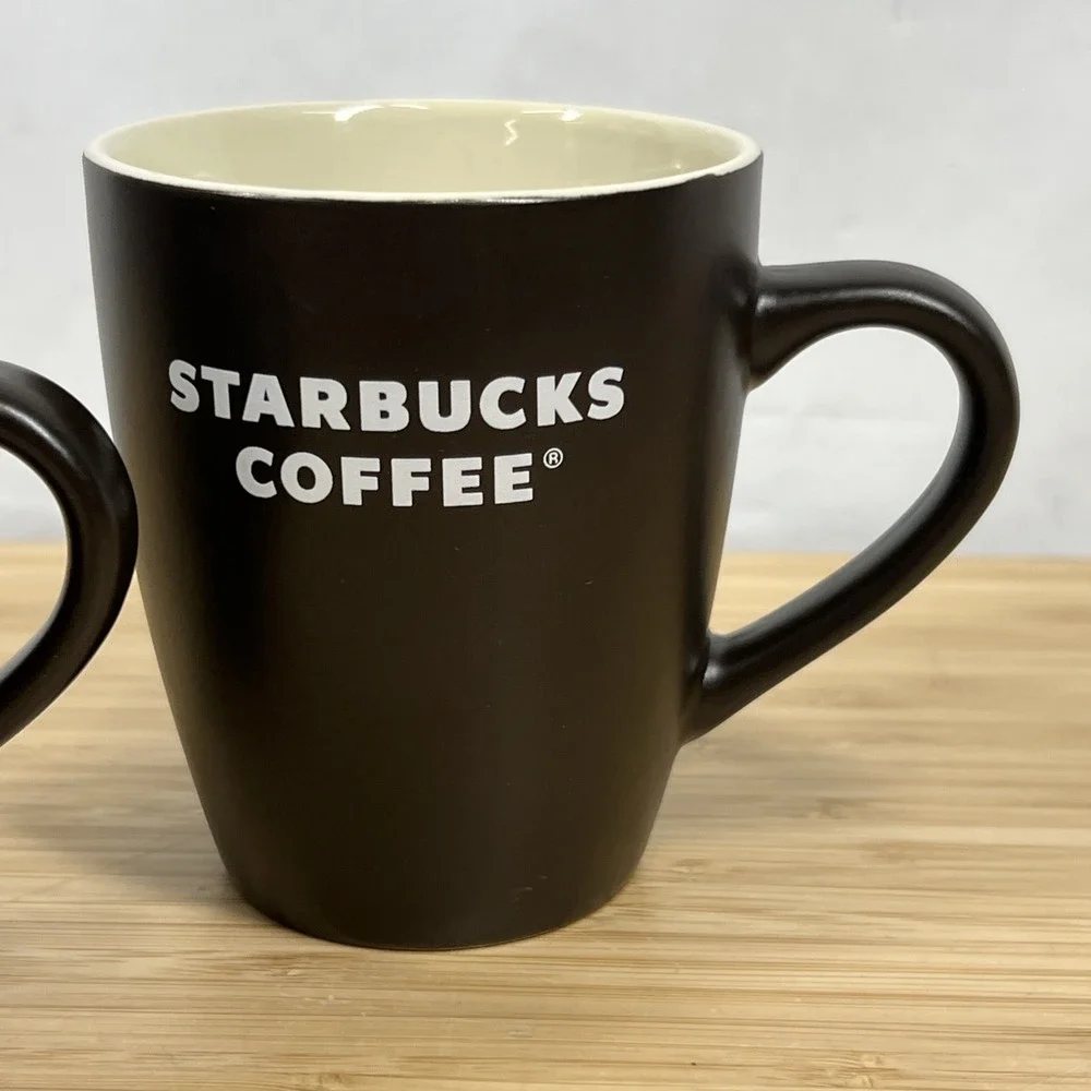 Starbucks Coffee 2008 Brown Ceramic Mugs 12 oz Set of 2 Logo Coffee Cups